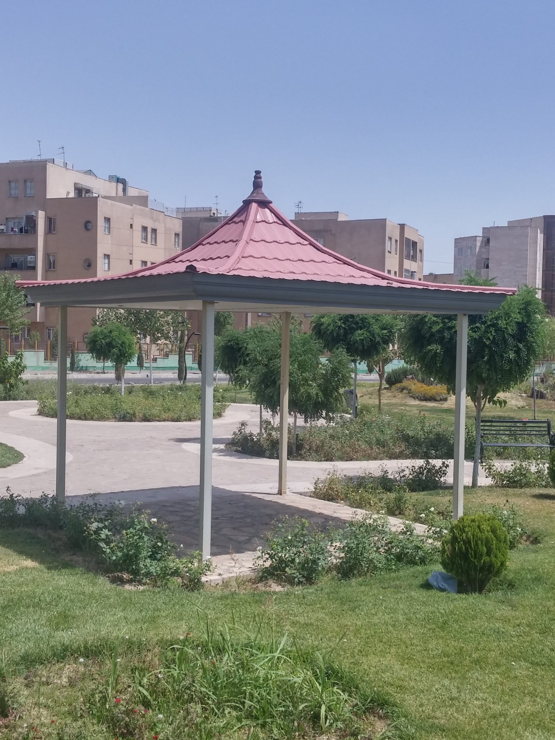 Construction of the park along the Karaj – Shahryar axis