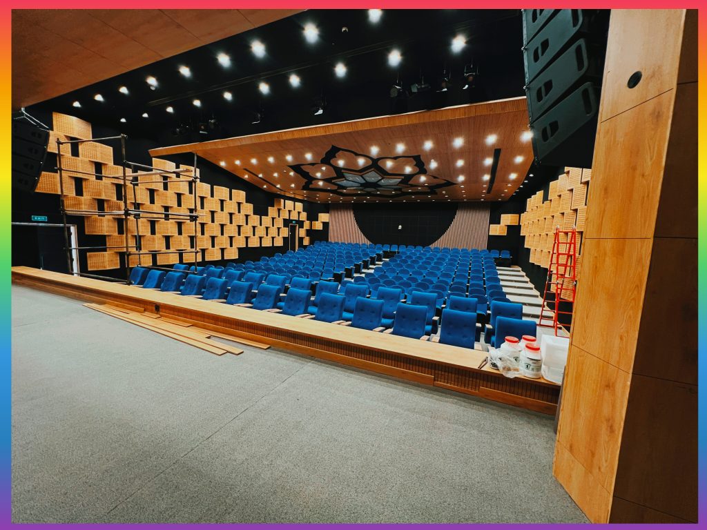 تجهیز سالن آمفیتاتر مجموعه شهربانوی شهرداری منطقه 16 تهران